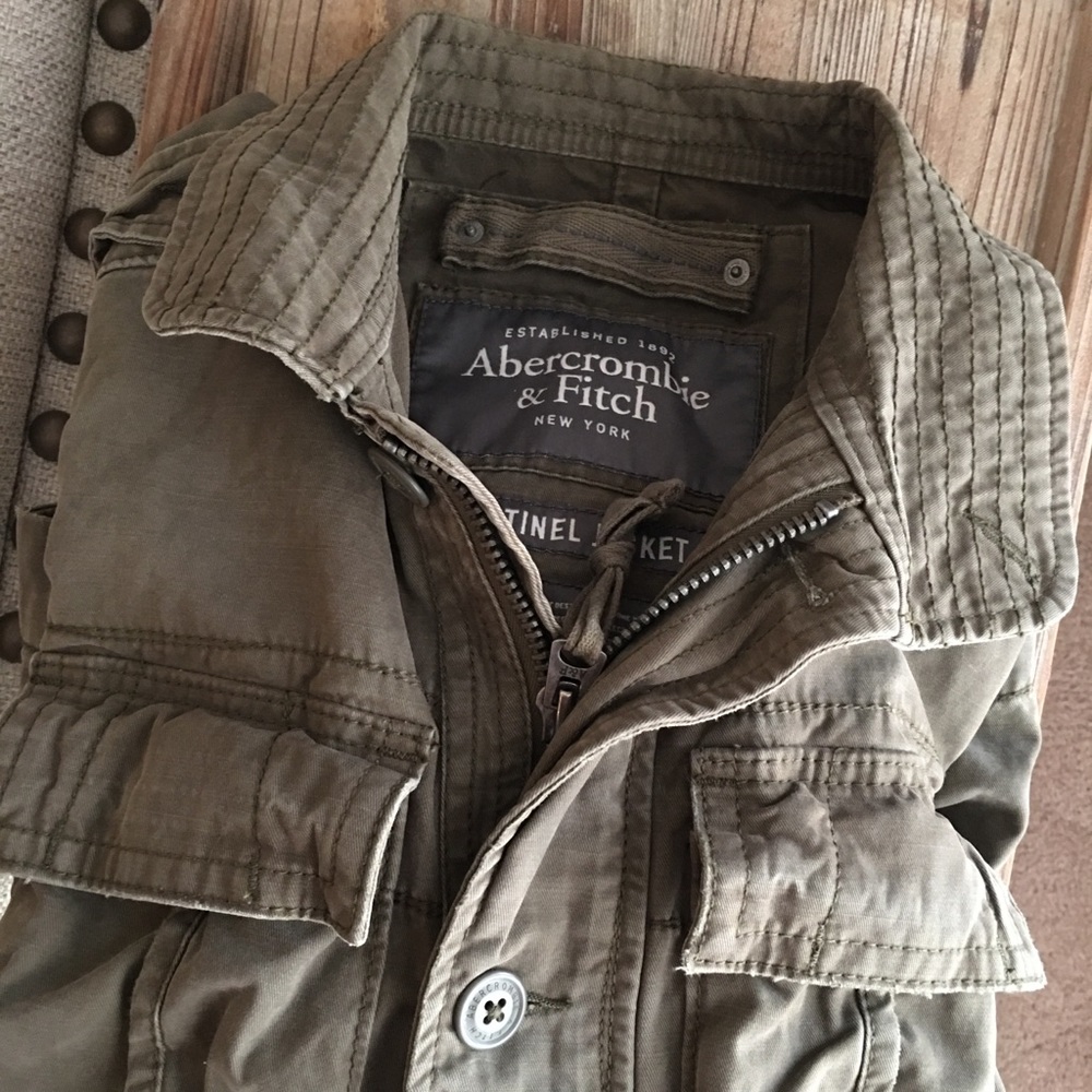 Abercrombie and Fitch Sentinel Jacket SIZES LARGE